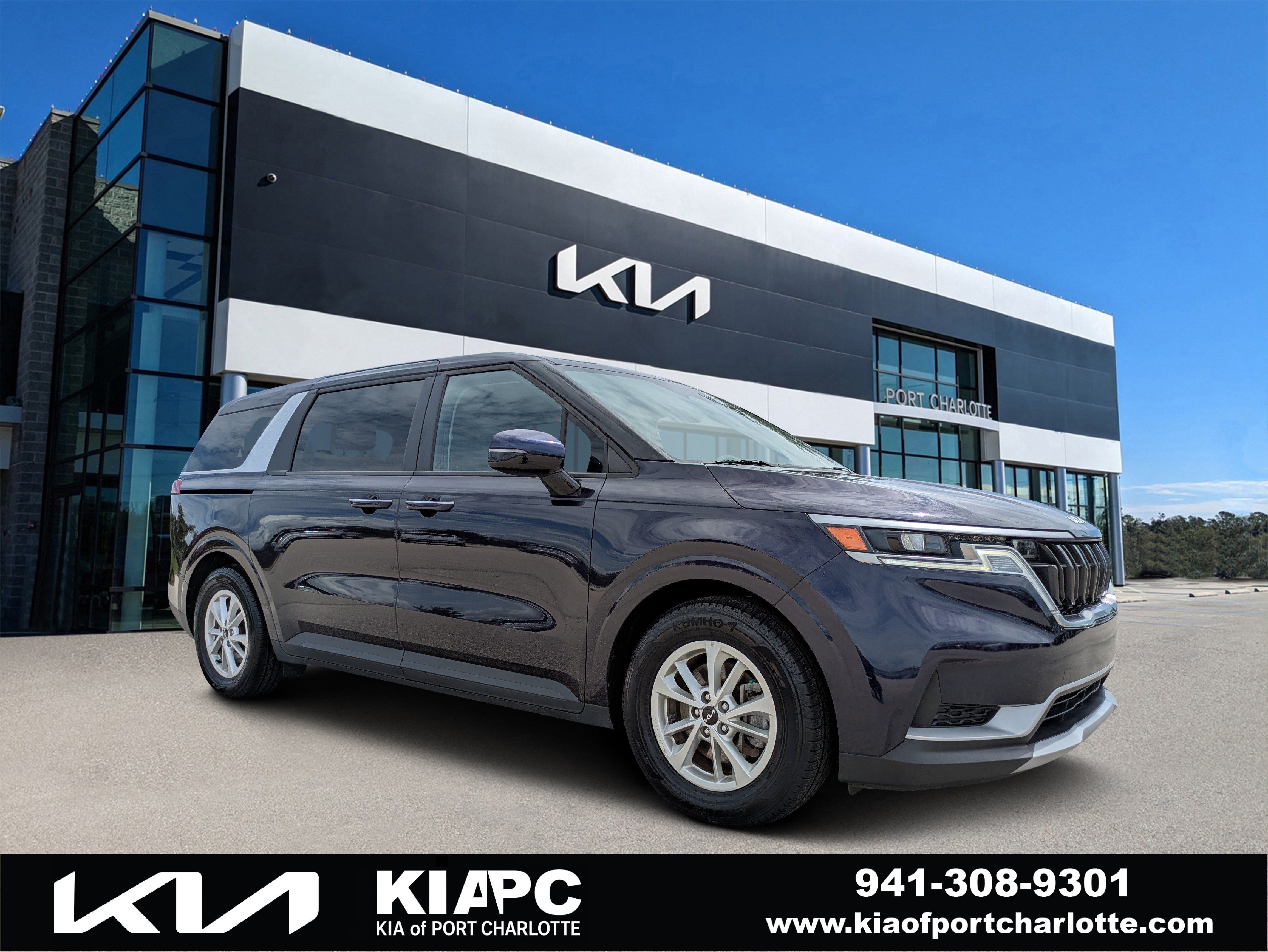 Certified 2024 Kia Carnival LX
