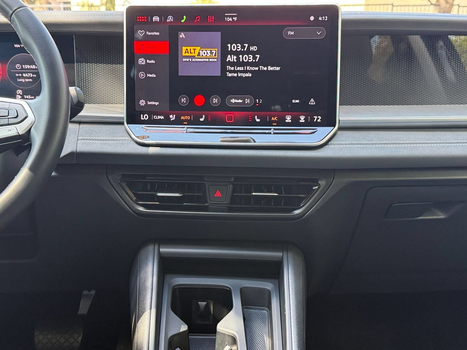 Used 2026 Volkswagen Tiguan SE AWD/4WD image 16