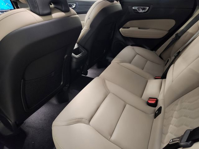 New 2026 Volvo XC60 B5 Plus w/ Protection Package Premier AWD/4WD image 30