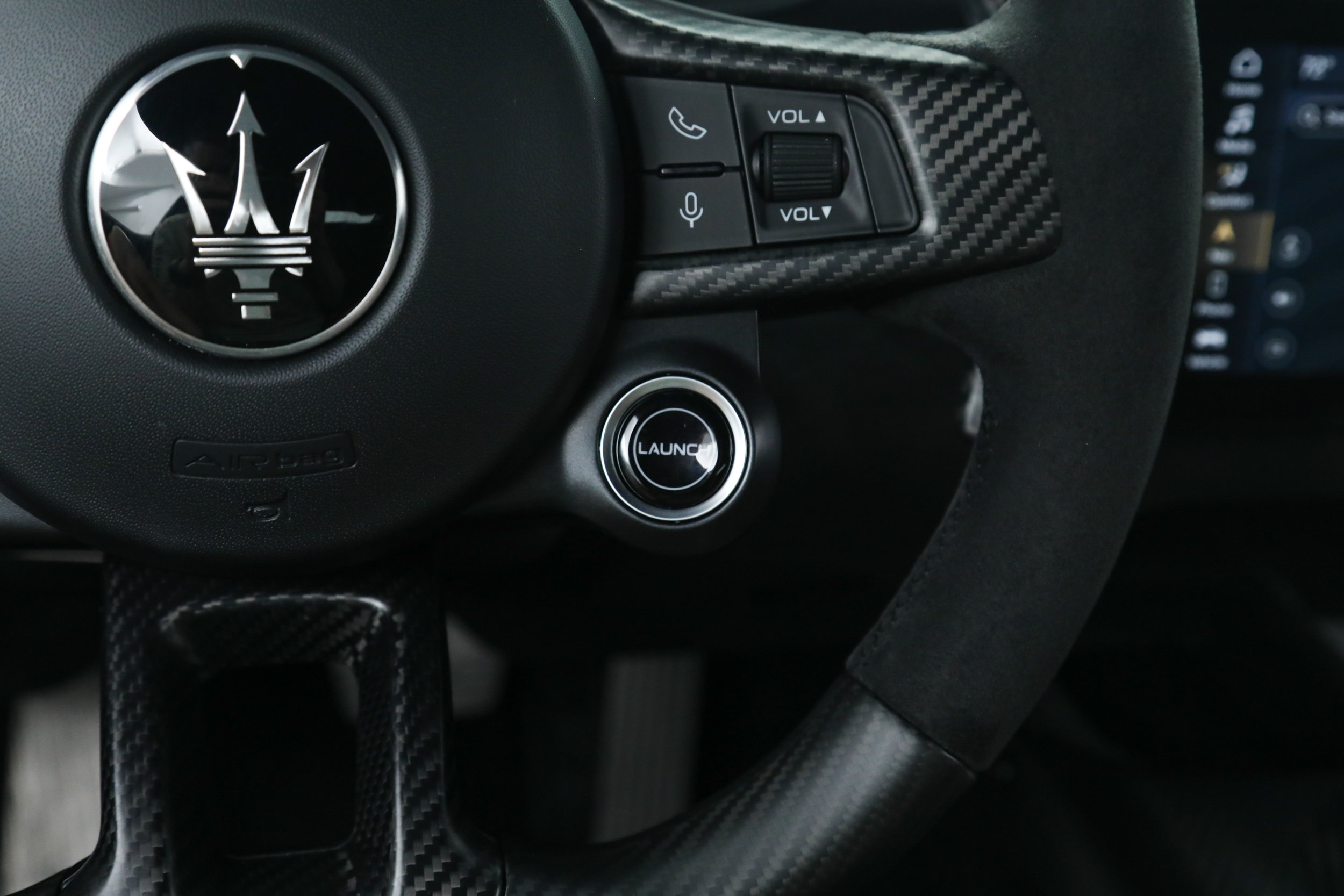Used 2025 Maserati MC20 Coupe RWD image 44