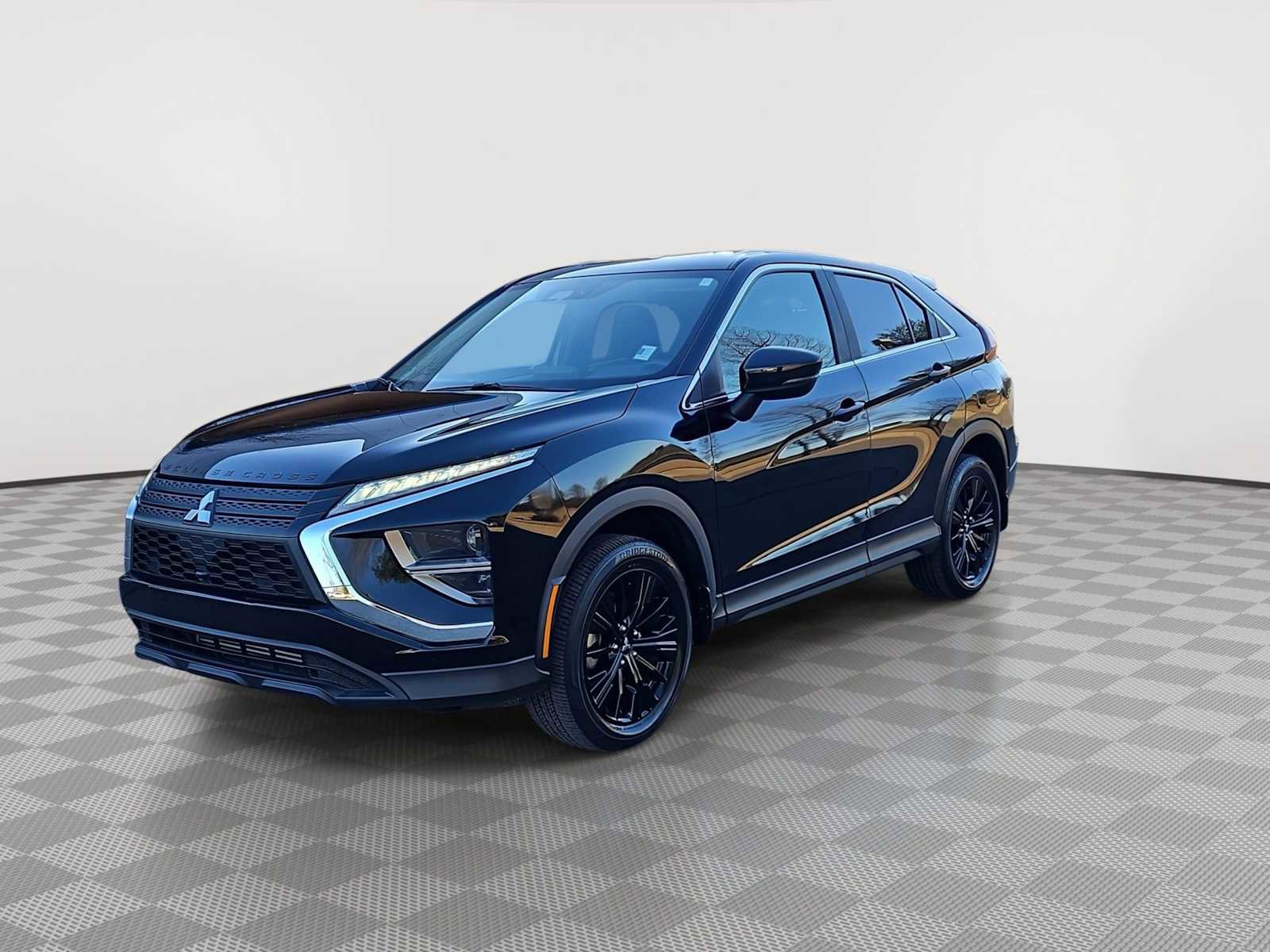 Used 2022 Mitsubishi Eclipse Cross LE image 4