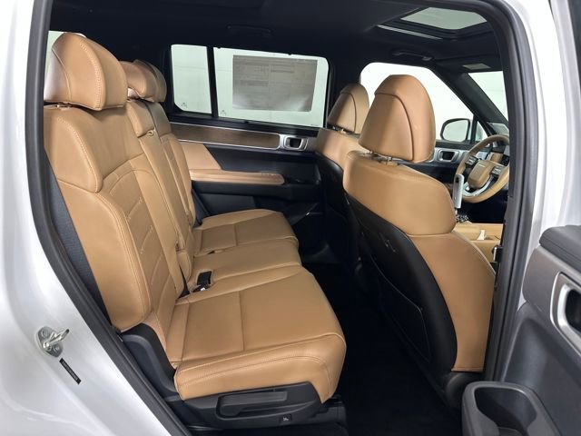 Used 2025 Hyundai Santa Fe Limited image 56