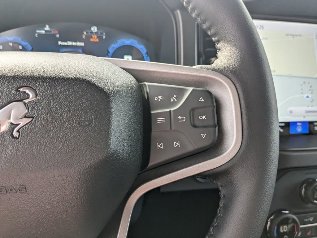 New 2025 Ford Bronco Badlands image 25