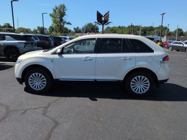 Used 2013 Lincoln MKX FWD w/ Wood Pkg image 4