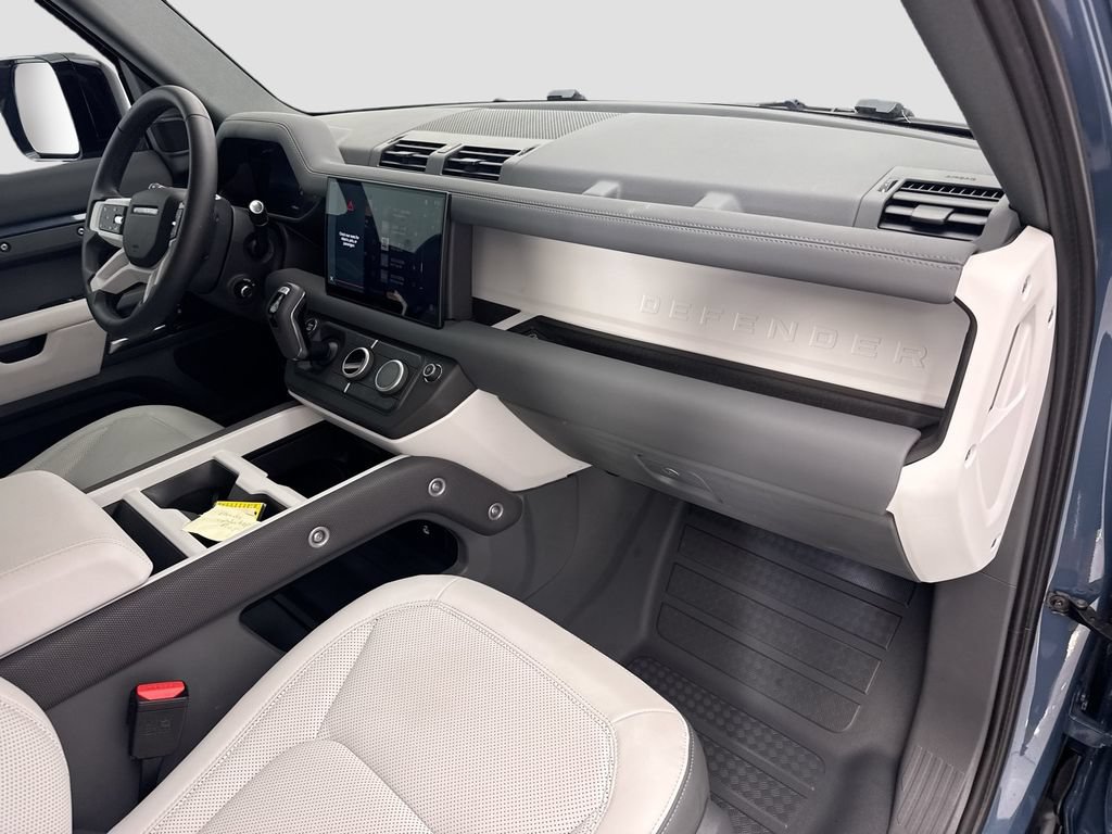 Certified 2025 Land Rover Defender 110 S AWD/4WD image 16