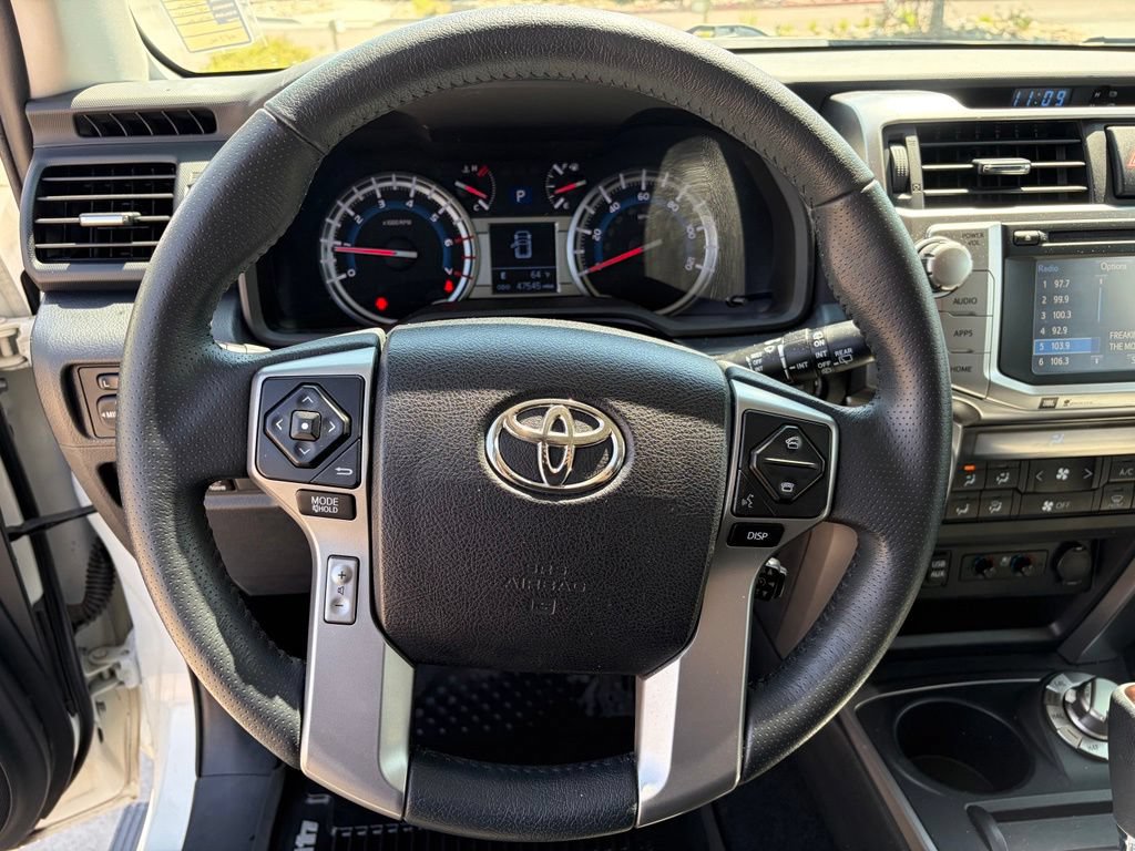 Used 2018 Toyota 4Runner Limited AWD/4WD image 29