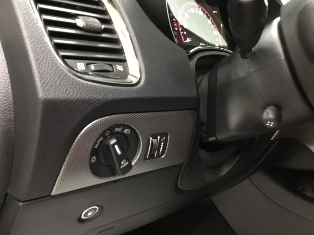 Used 2020 Dodge Durango R/T w/ Blacktop Package AWD/4WD image 9