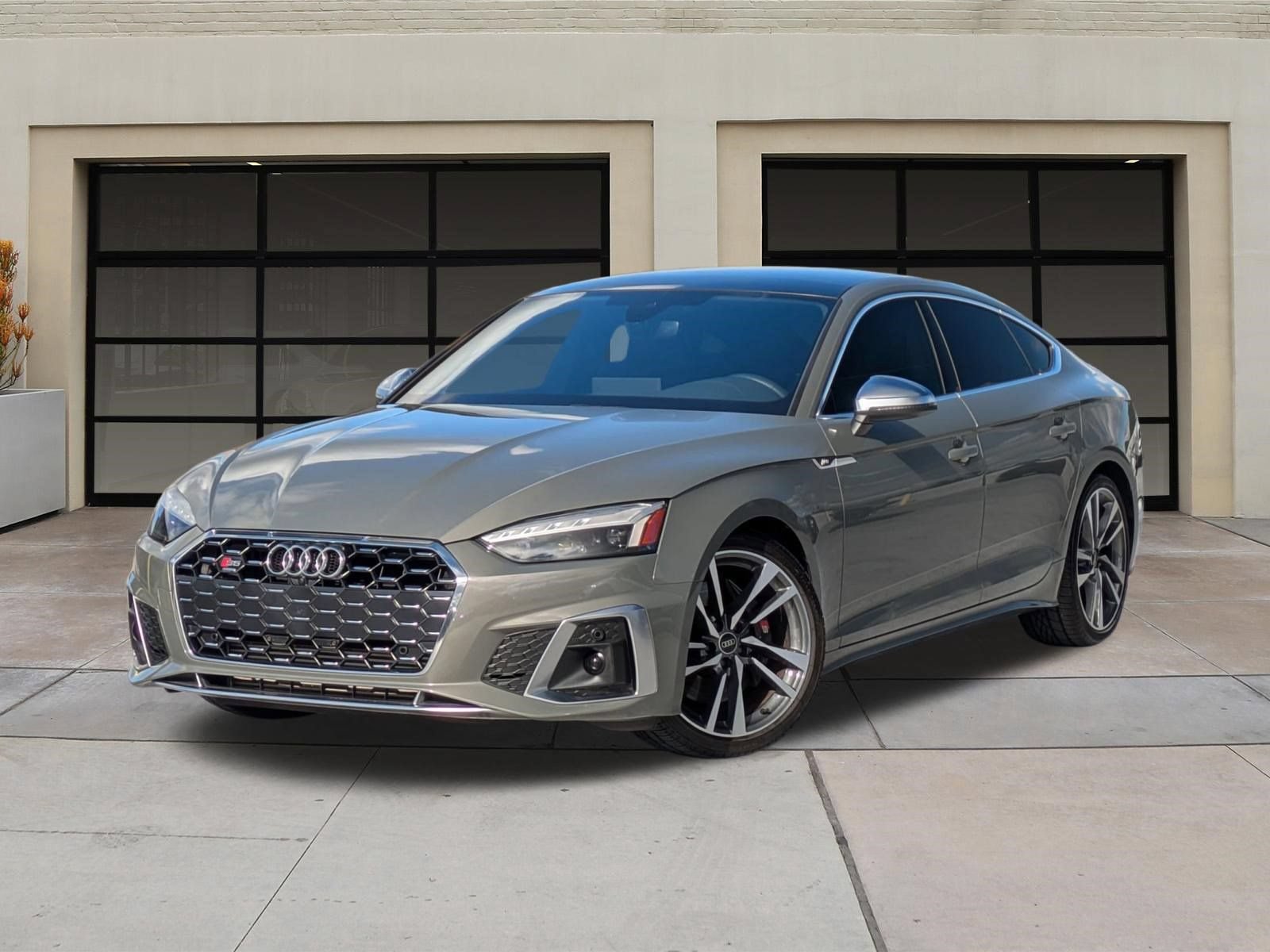 Used 2023 Audi S5 Premium Plus w/ Premium Plus Package AWD/4WD image 3