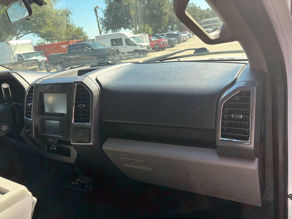 Used 2016 Ford F150 XLT RWD image 6