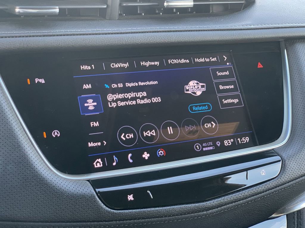 Certified 2022 Cadillac XT5 Luxury image 10