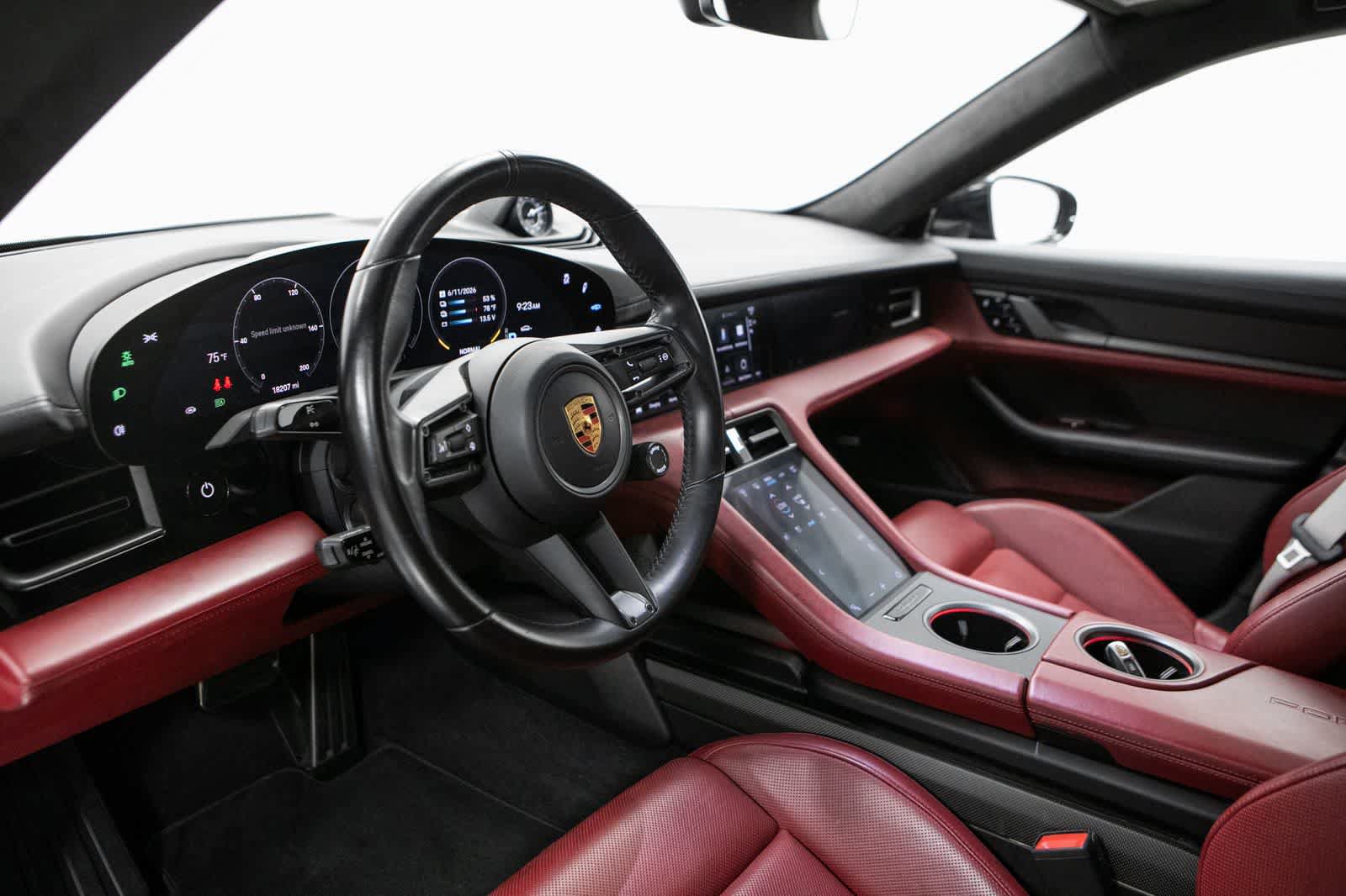 Used 2021 Porsche Taycan Turbo S AWD/4WD image 4