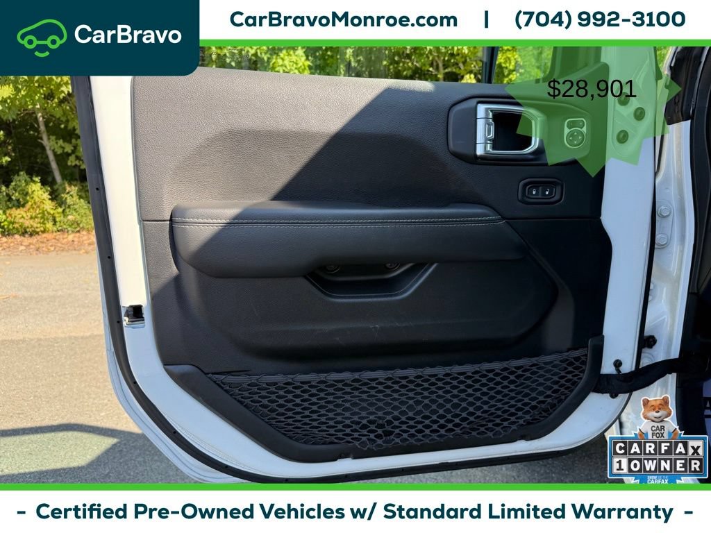 Used 2023 Jeep Wrangler Unlimited Sahara AWD/4WD image 46