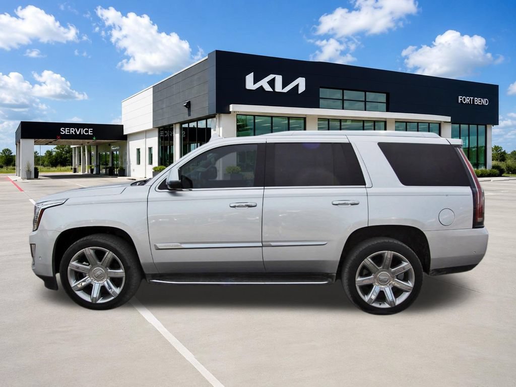 Used 2020 Cadillac Escalade Luxury RWD image 8