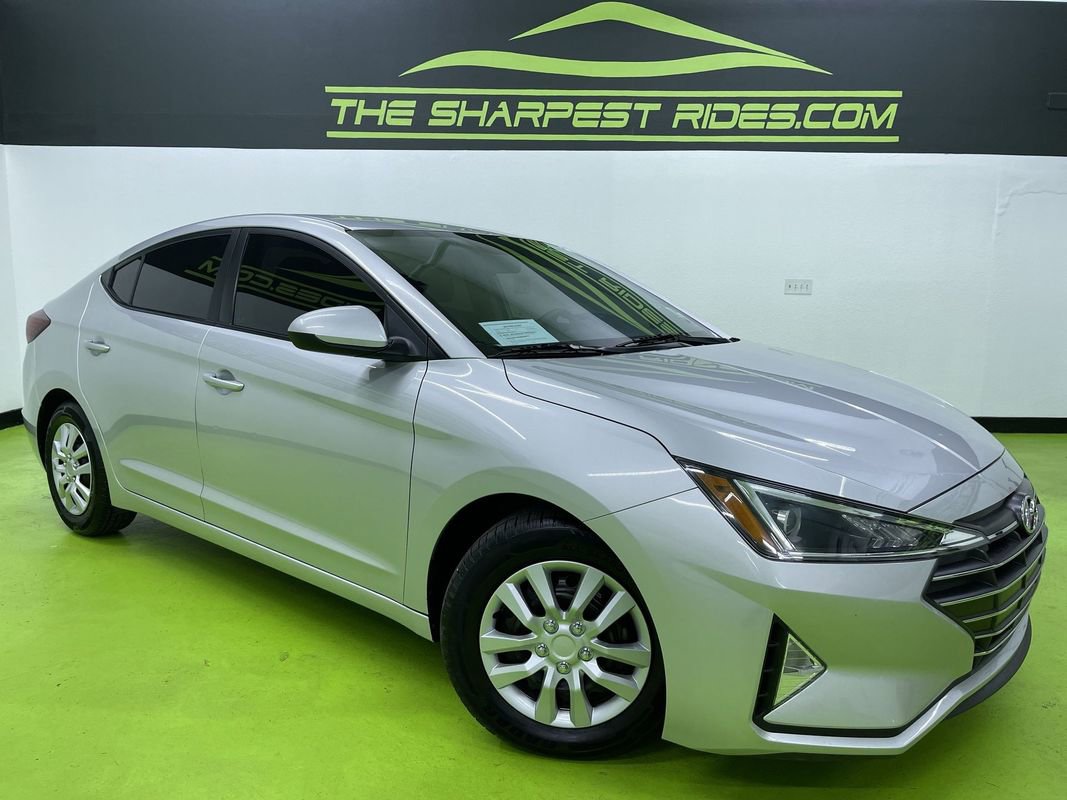 Used 2019 Hyundai Elantra SE image 1