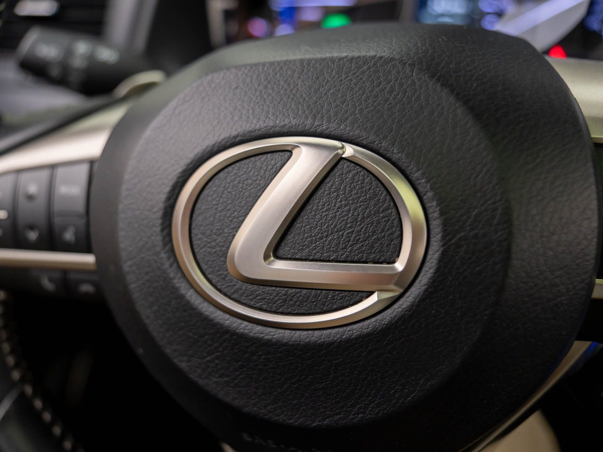 Used 2021 Lexus RX 450hL AWD w/ Premium Package image 27