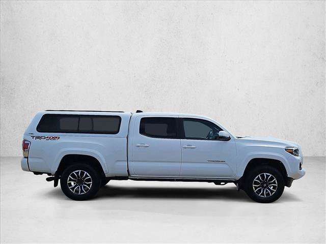 Used 2020 Toyota Tacoma TRD Sport w/ TRD Premium Sport Package AWD/4WD image 4