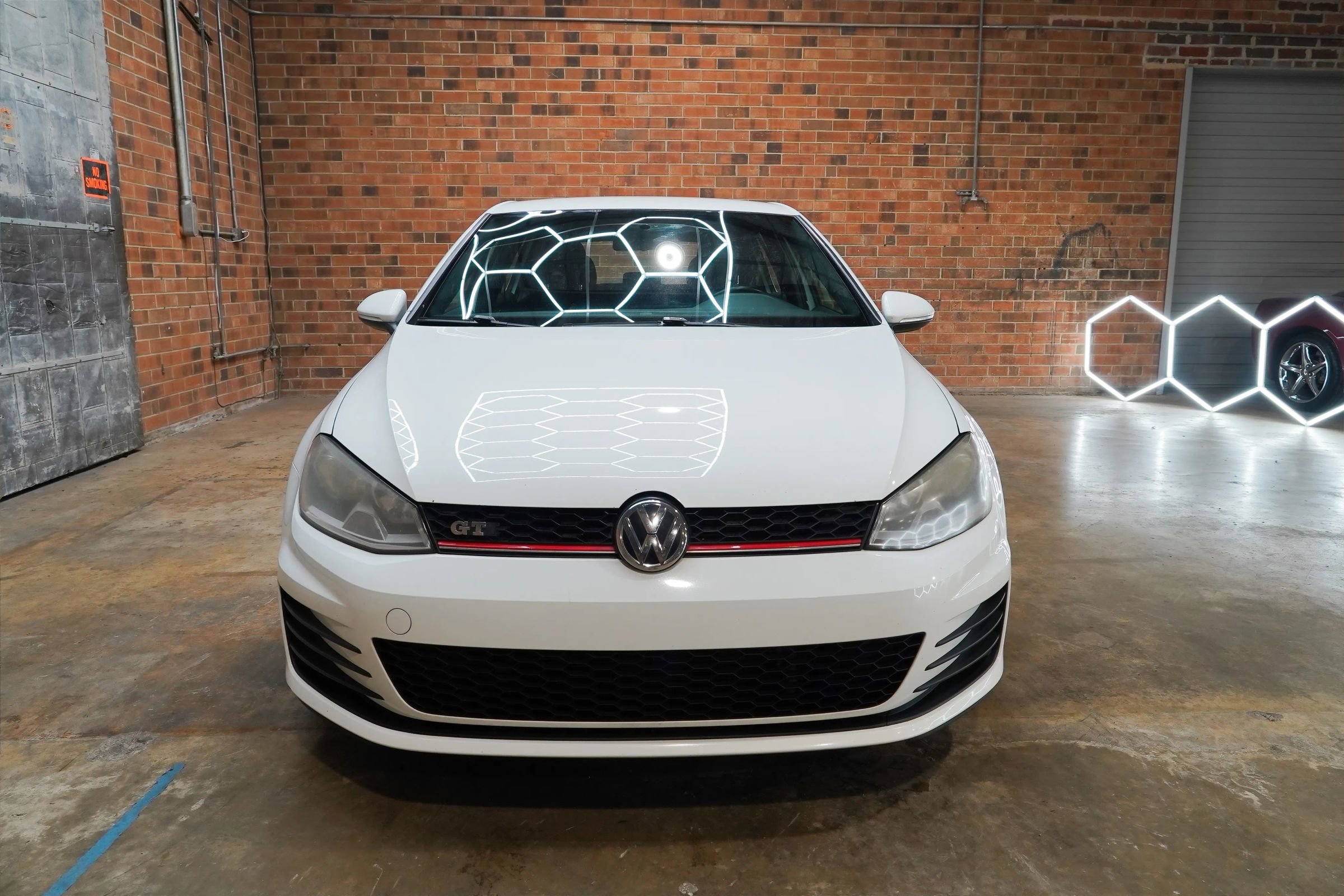 Used 2015 Volkswagen GTI S FWD image 5