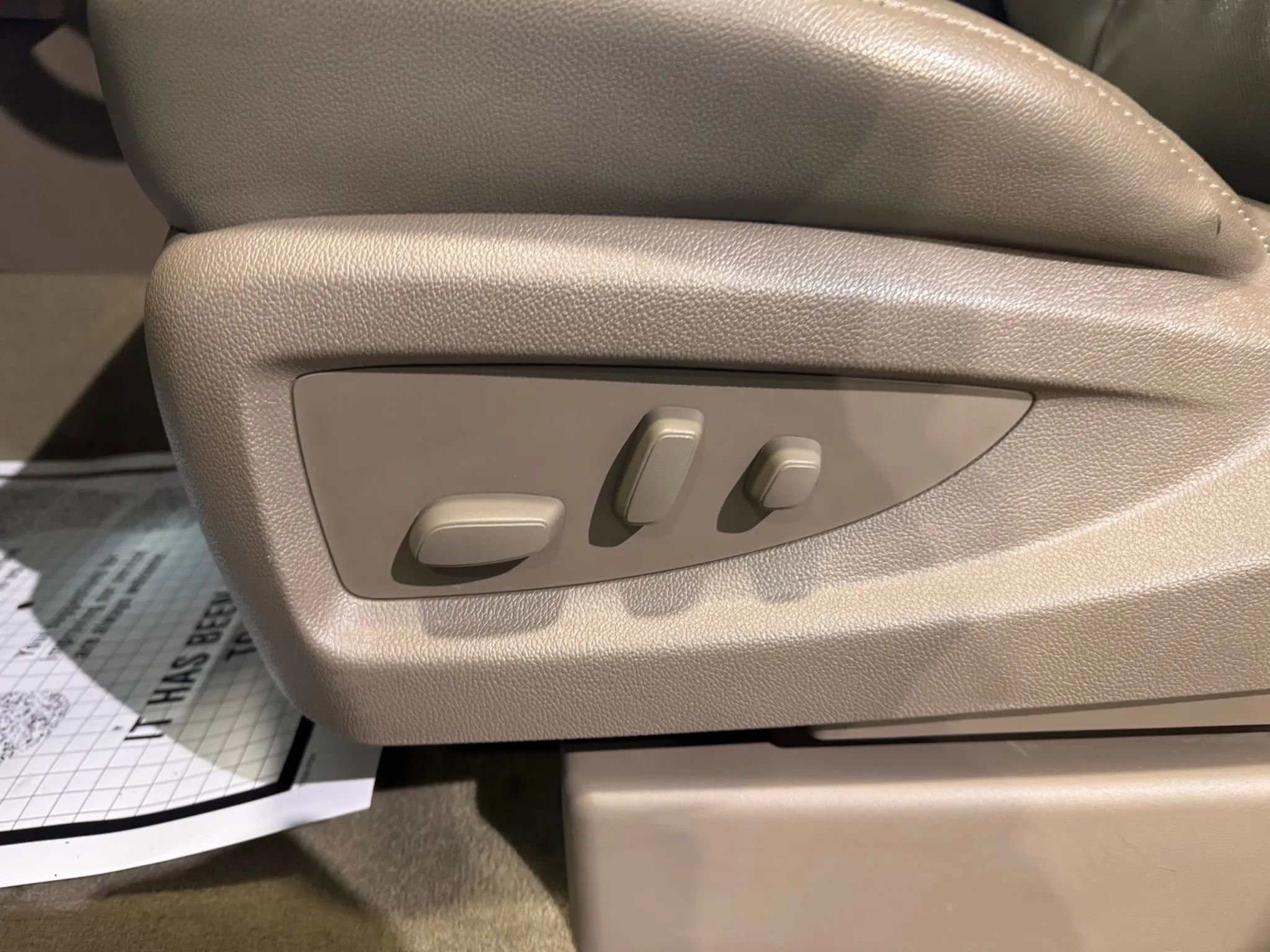 Used 2016 Chevrolet Tahoe LTZ image 11