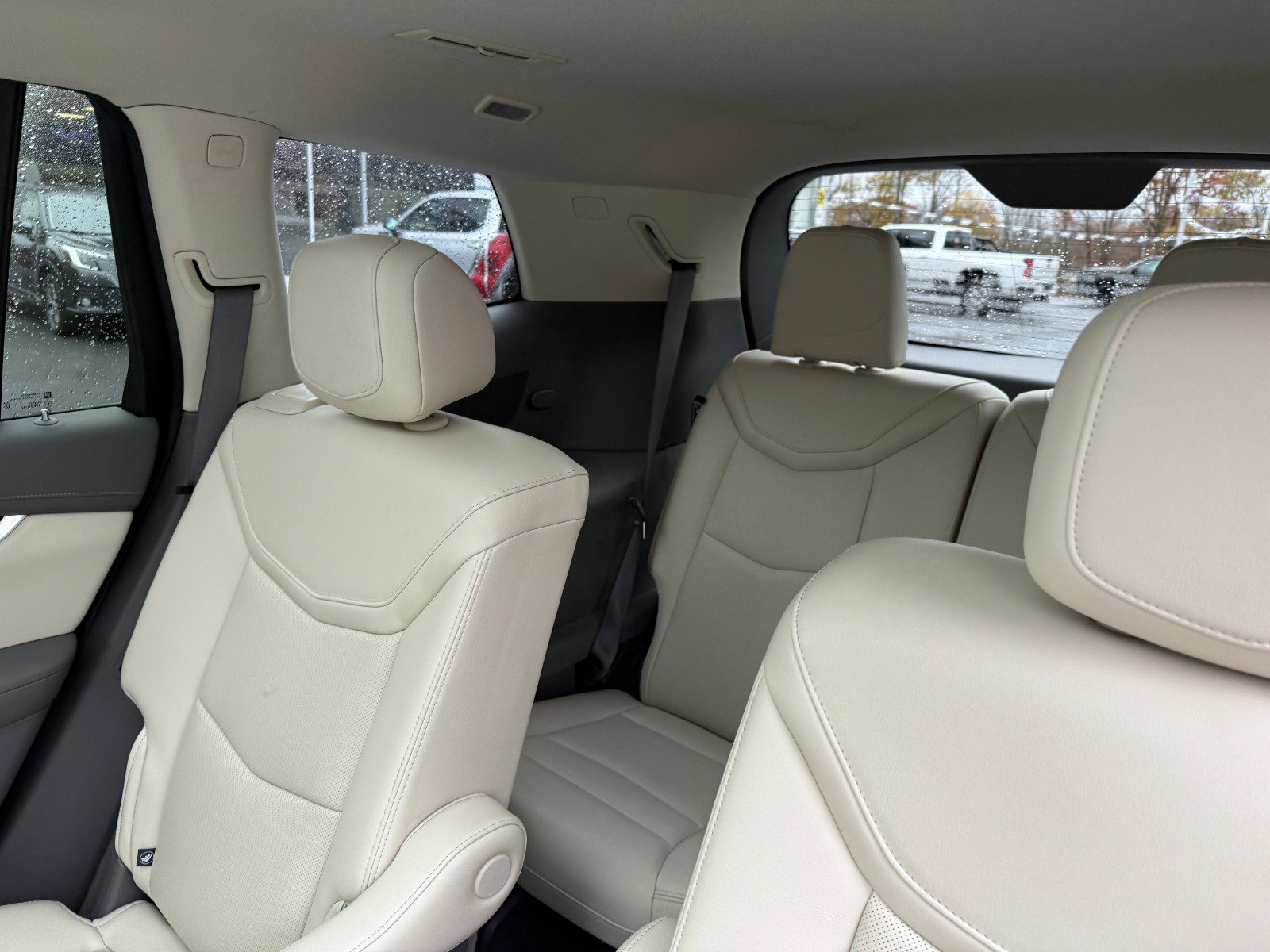 Used 2024 Cadillac XT6 Premium Luxury image 18