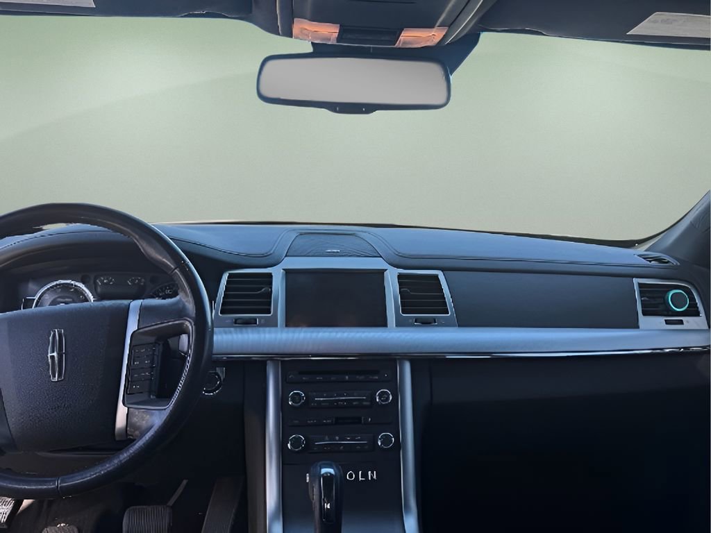 Used 2009 Lincoln MKS AWD image 18