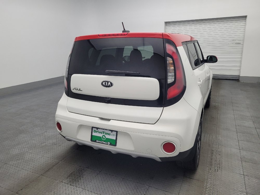 Used 2019 Kia Soul + image 7