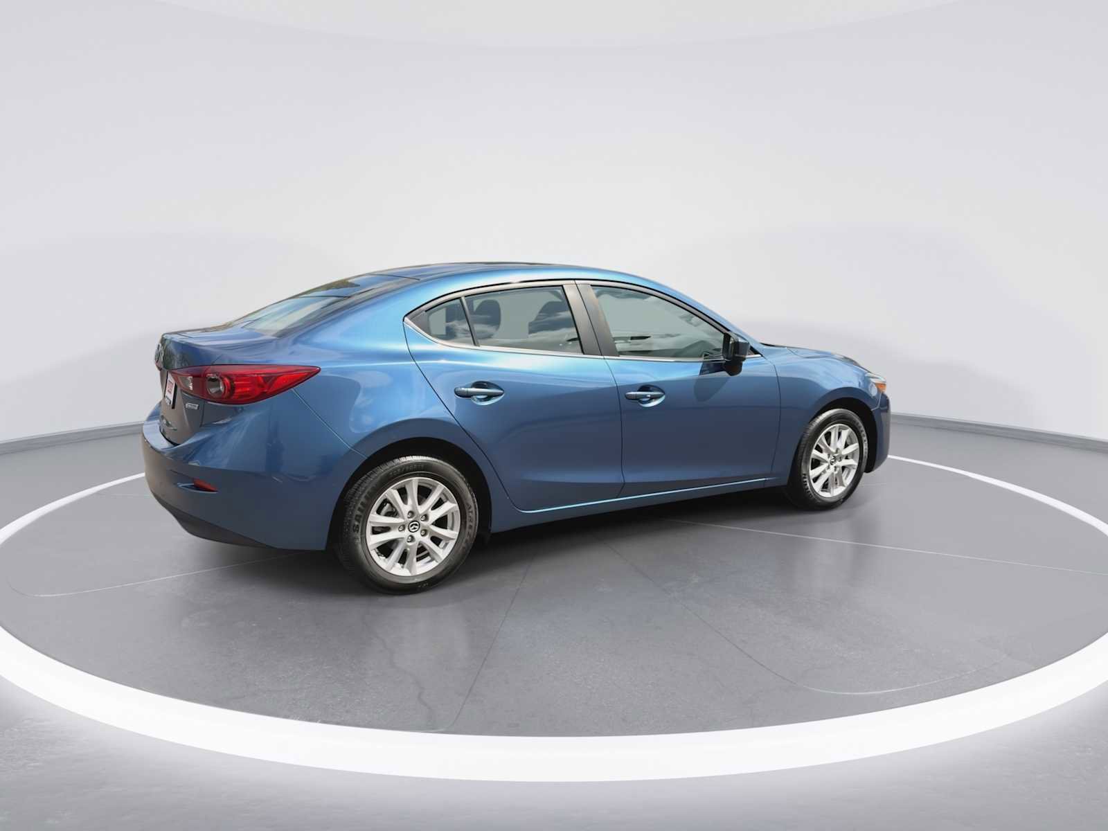 Used 2017 MAZDA MAZDA3 Sport w/ Preferred Equipment Package FWD image 8