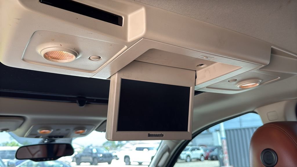 Used 2015 Chevrolet Traverse LTZ w/ LPO, 'HIT The Road' Package FWD image 20