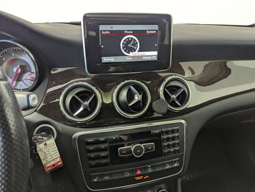Used 2015 Mercedes-Benz GLA 250 4MATIC image 10