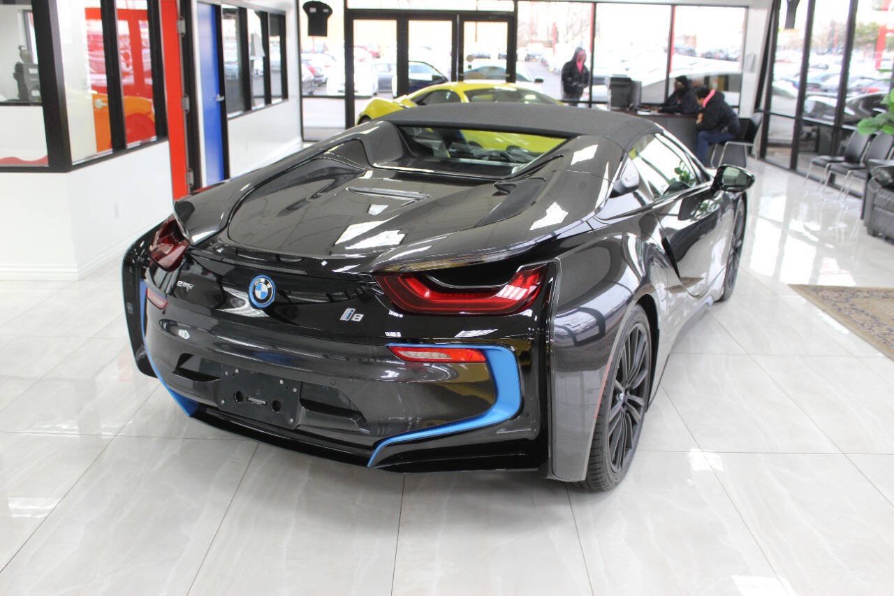 Used 2019 BMW i8 Roadster AWD/4WD image 7