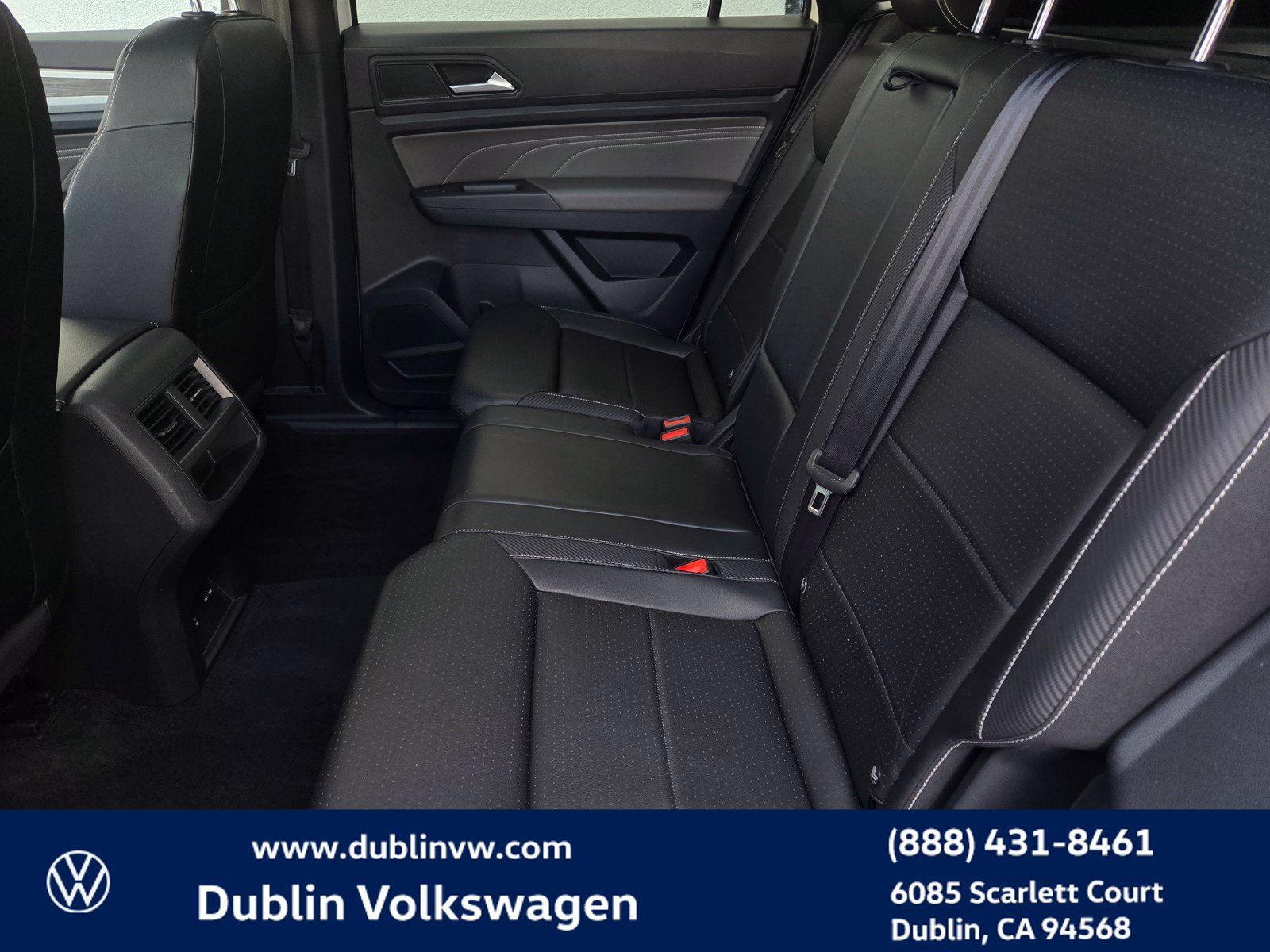 Certified 2022 Volkswagen Atlas Cross Sport SE FWD image 12