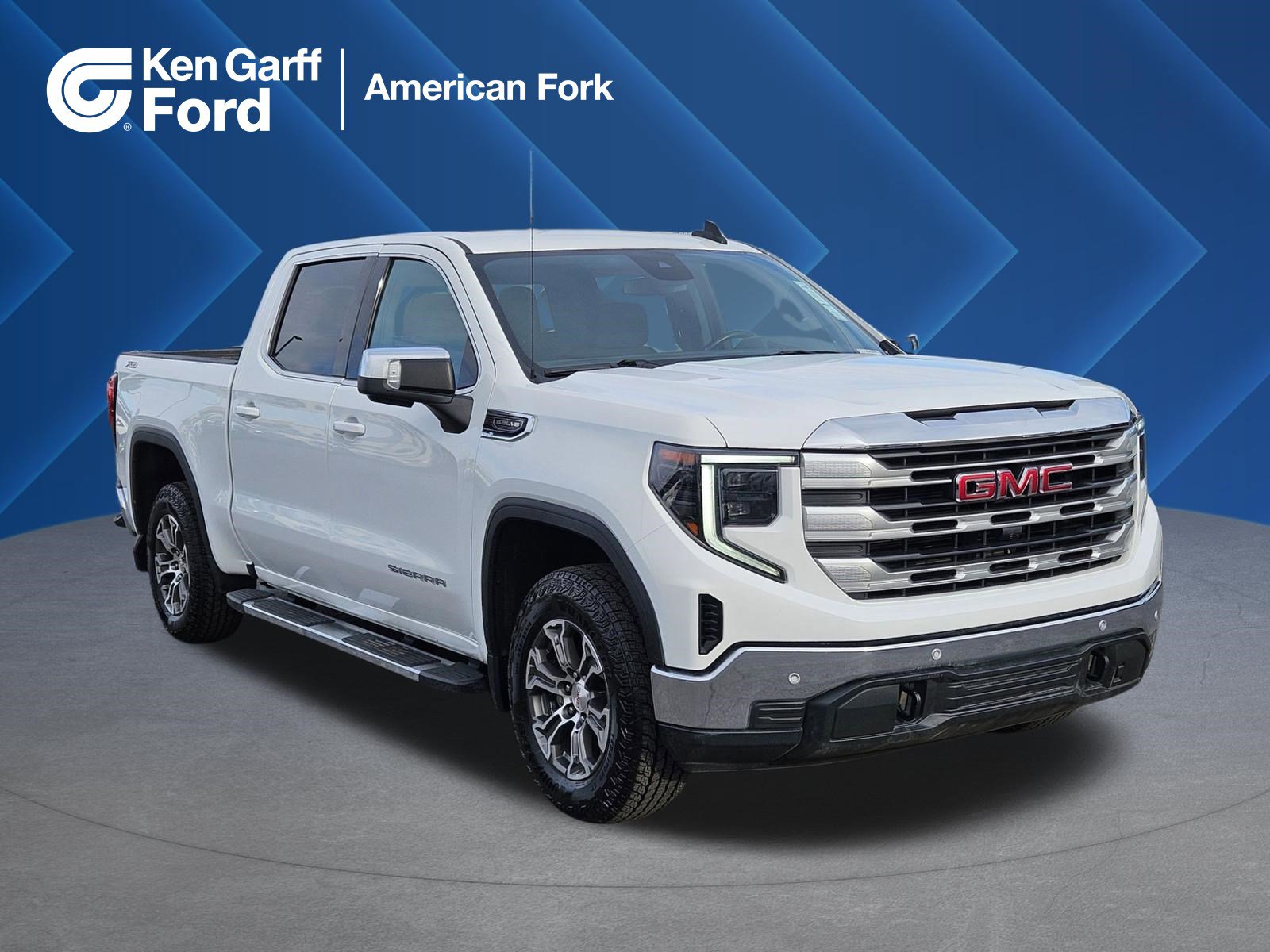 Used 2024 GMC Sierra 1500 SLE w/ Preferred Package AWD/4WD image 1