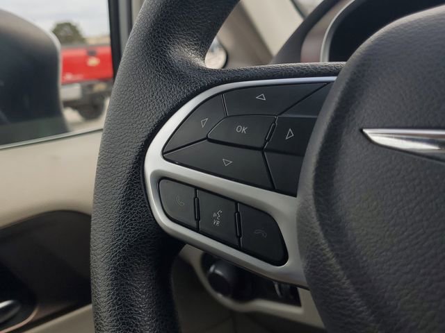 Used 2019 Chrysler Pacifica L image 22