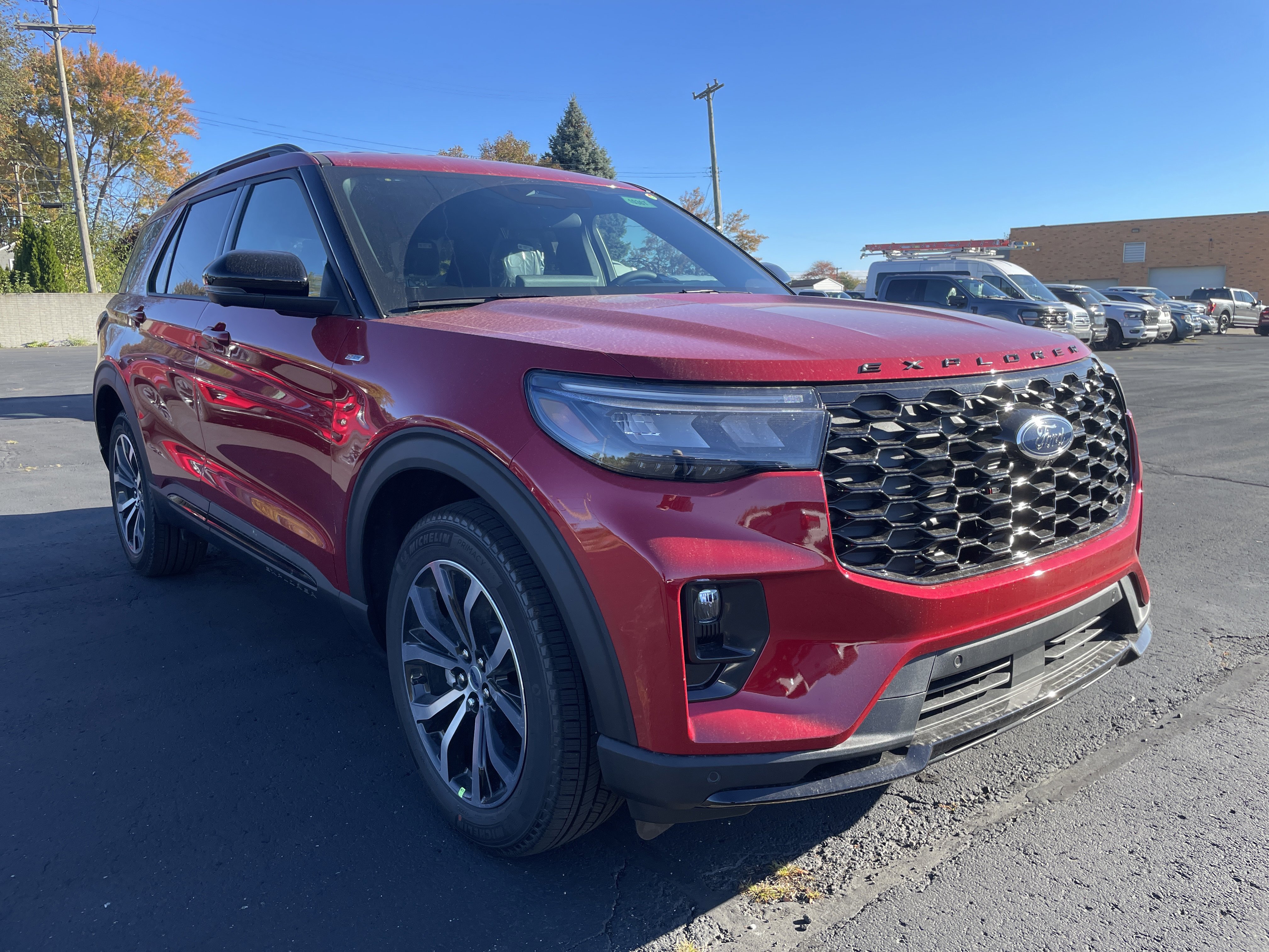 New 2026 Ford Explorer ST-Line image 2
