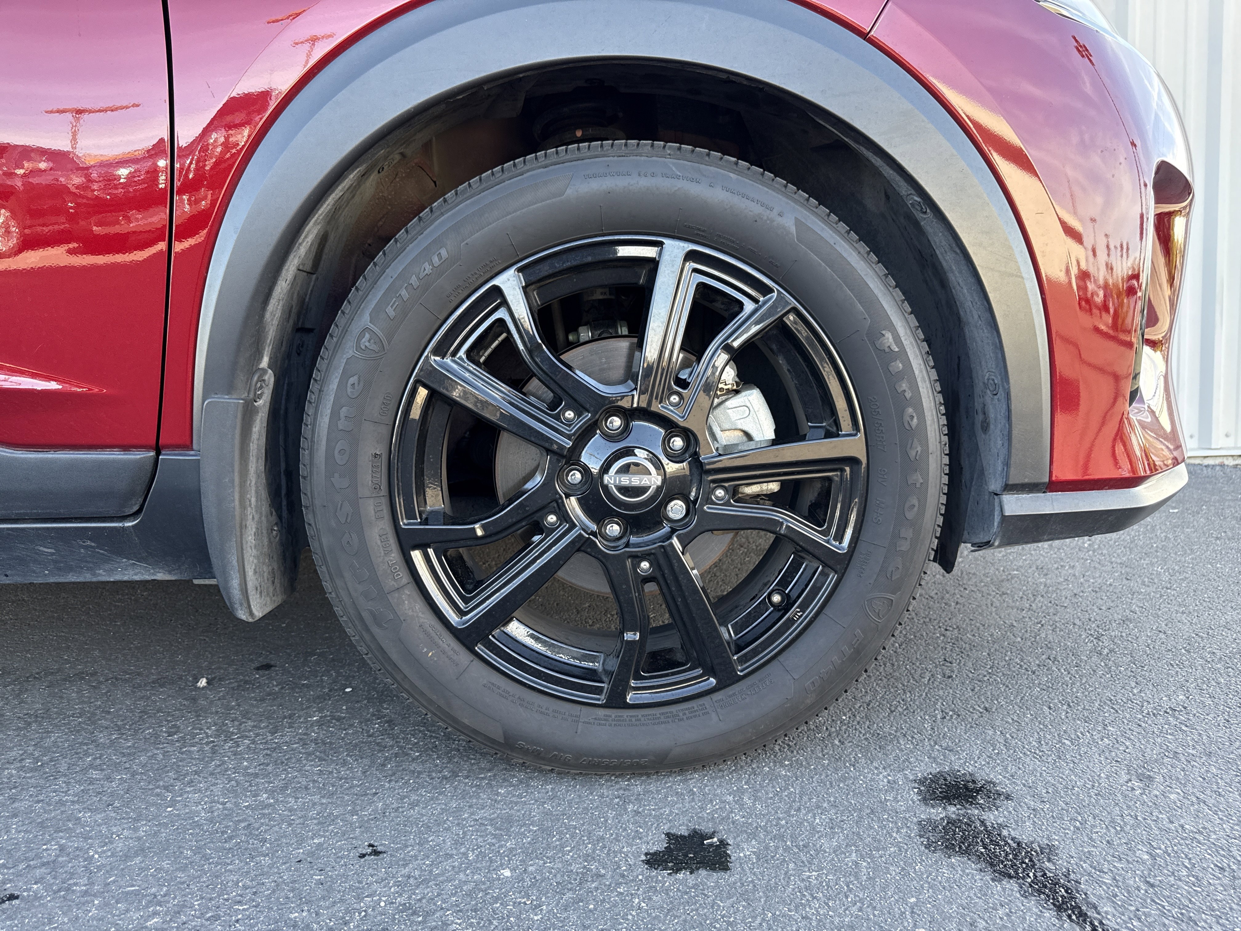 Used 2023 Nissan Kicks SR w/ SR Premium Package image 28