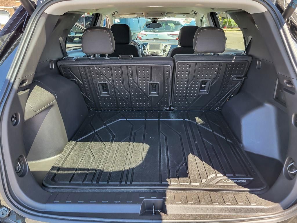Used 2024 Chevrolet Equinox LT w/ LPO, Floor Liner Package AWD/4WD image 21