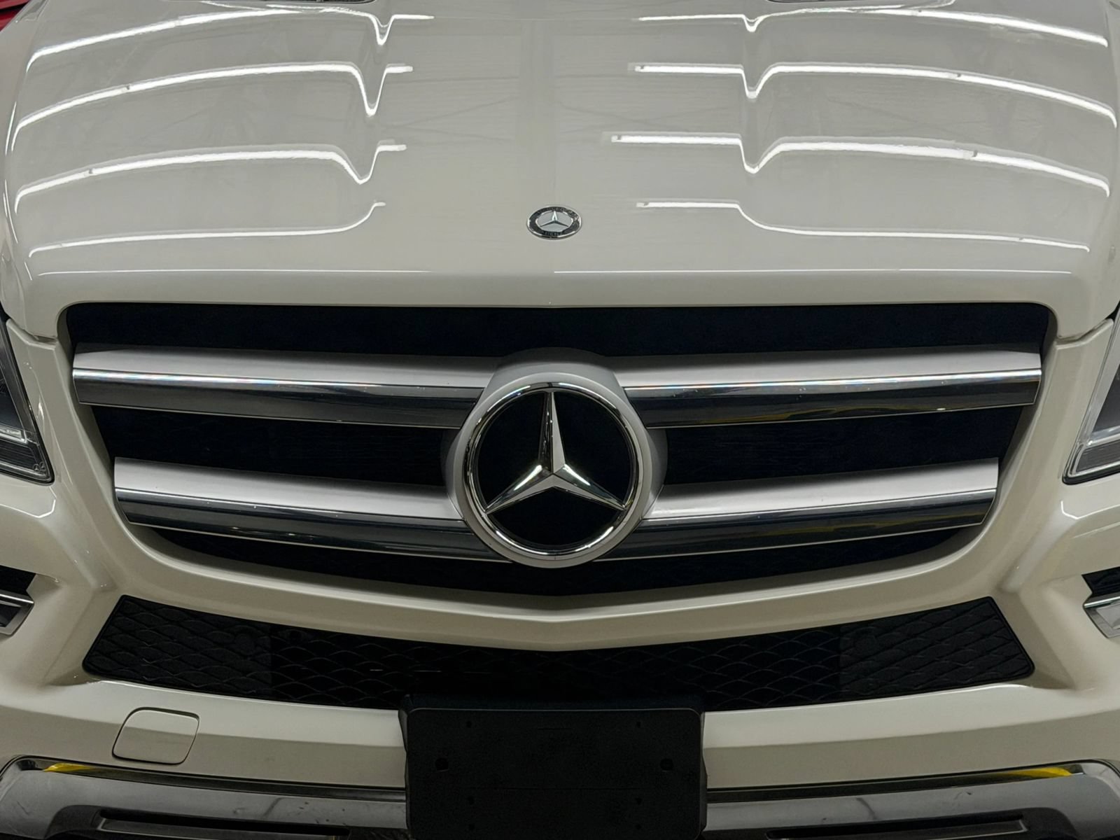 Used 2015 Mercedes-Benz GL 450 4MATIC w/ Lane Tracking Package image 5