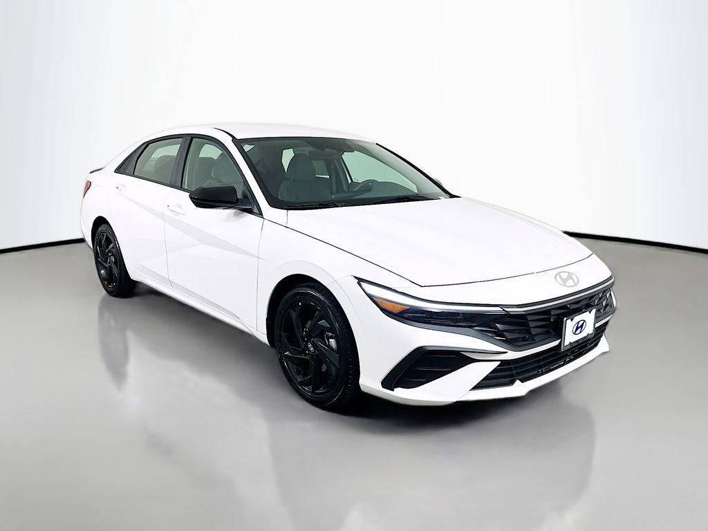 New 2026 Hyundai Elantra Sport image 3