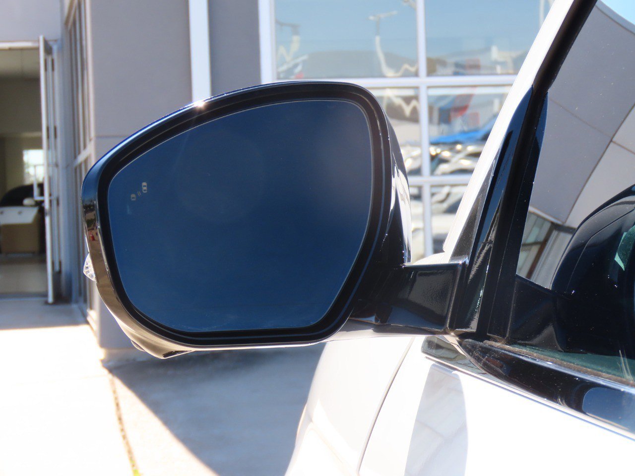 New 2026 Lincoln Navigator Premiere image 18