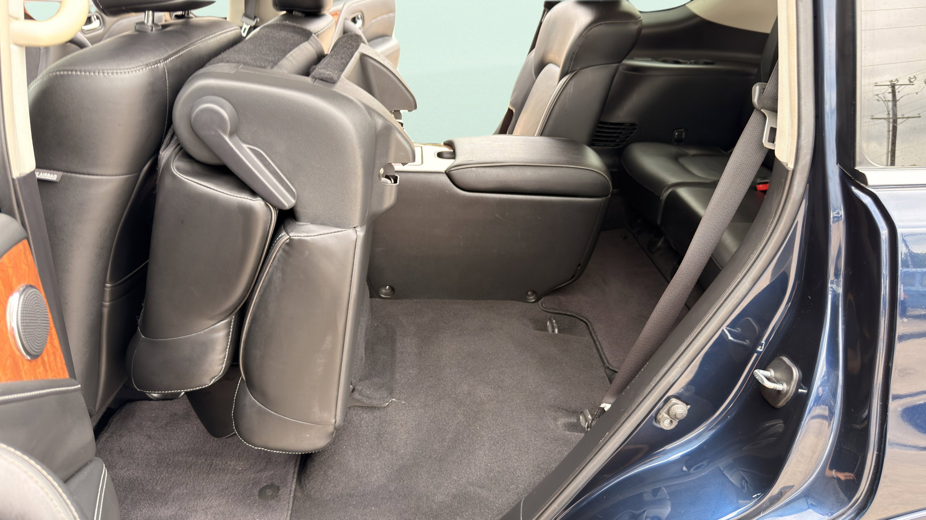 Used 2019 INFINITI QX80 Luxe RWD image 28