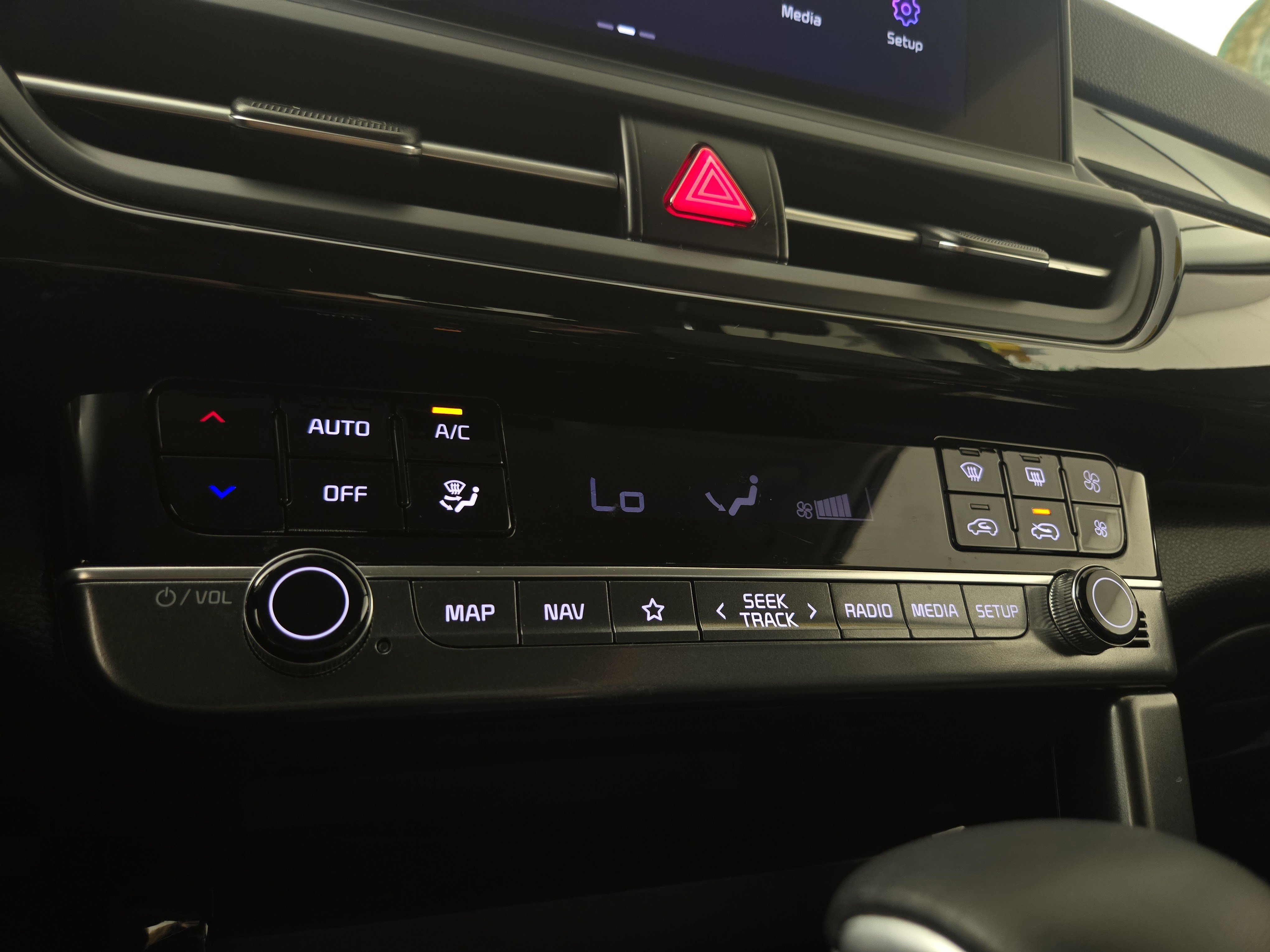 Used 2024 Kia Seltos S image 27