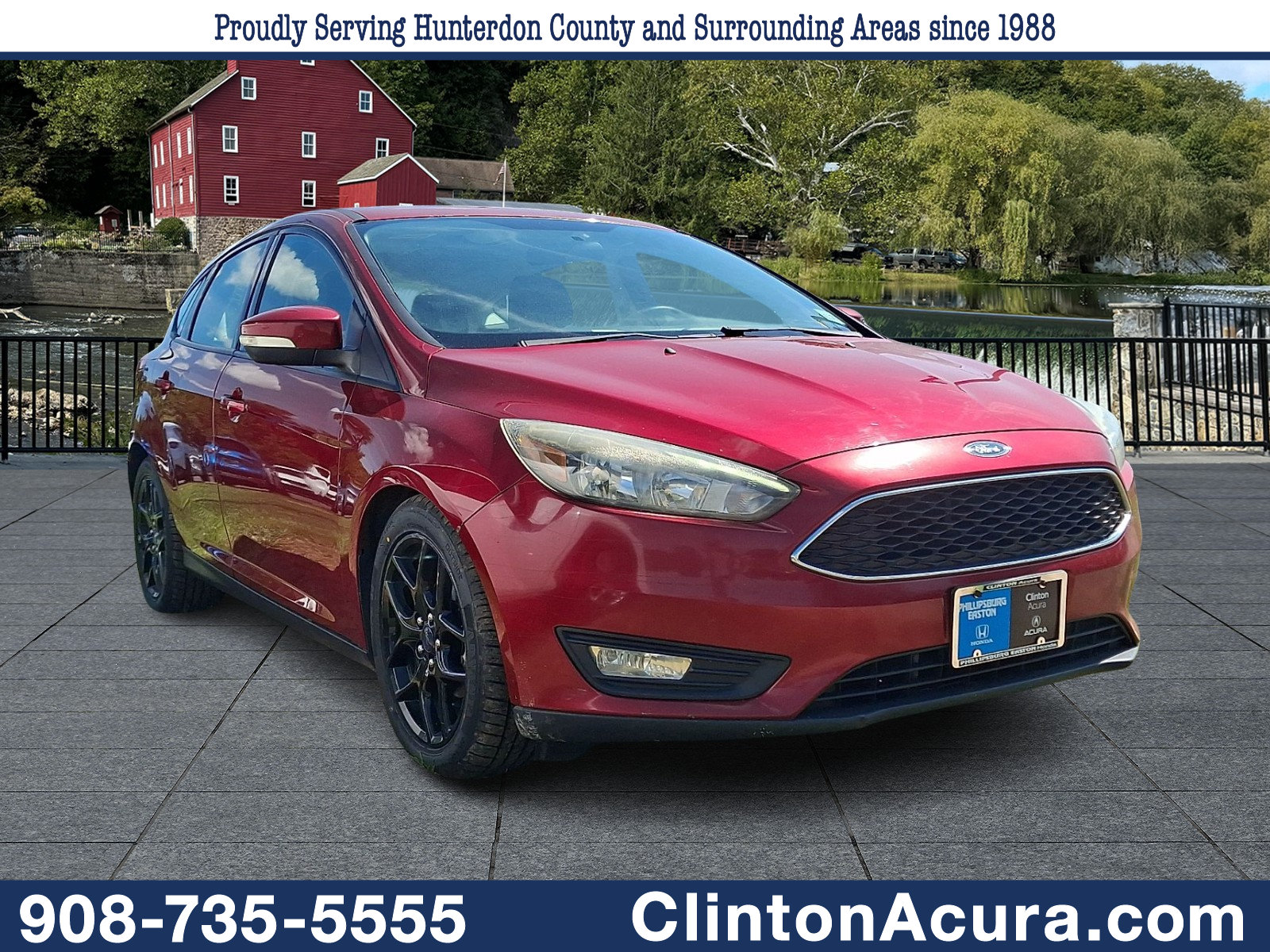 Used 2016 Ford Focus SE w/ Equipment Group 201A FWD image 1