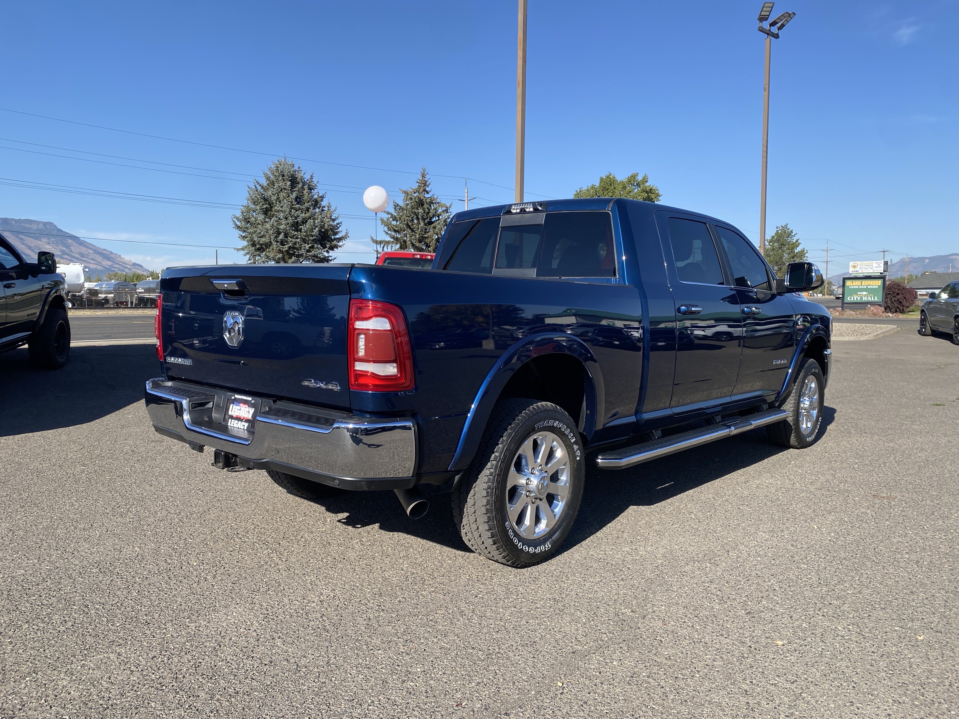 Used 2022 RAM 3500 Laramie AWD/4WD image 3