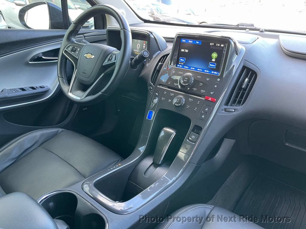 Used 2013 Chevrolet Volt Premium w/ Premium Trim Package FWD image 15