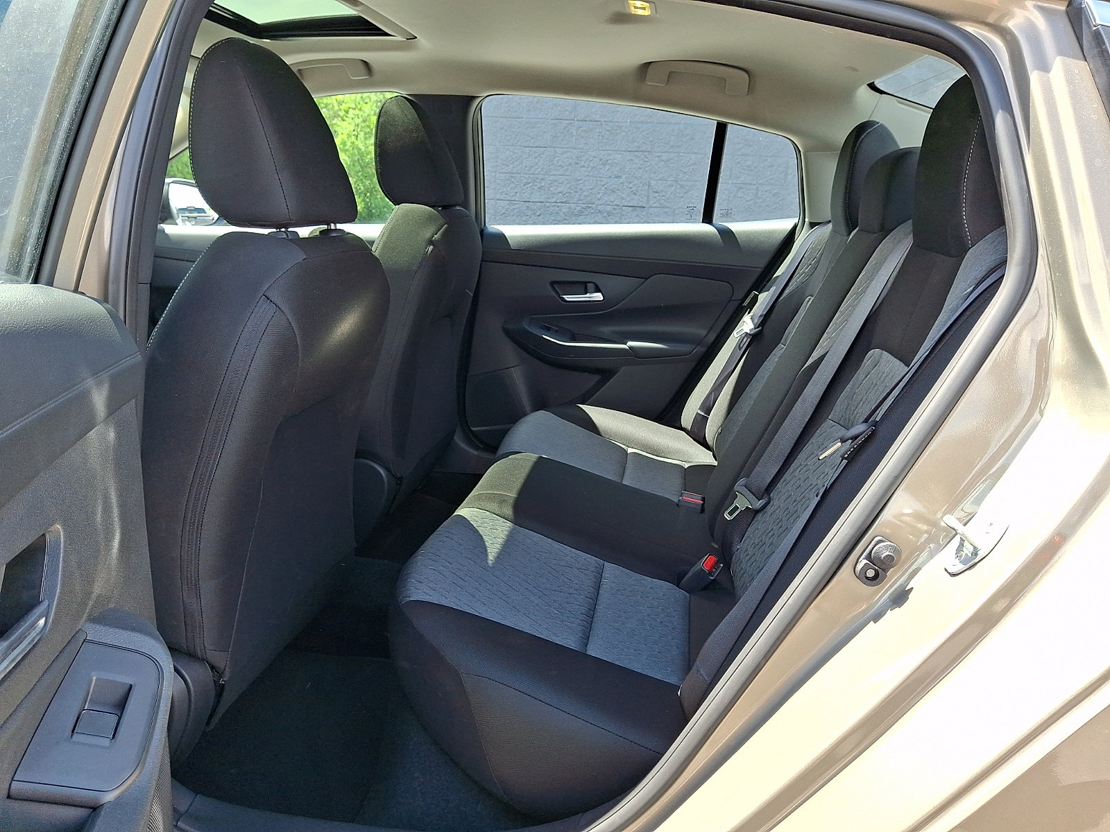 Certified 2026 Nissan Sentra SV w/ SV Convenience Package FWD image 12