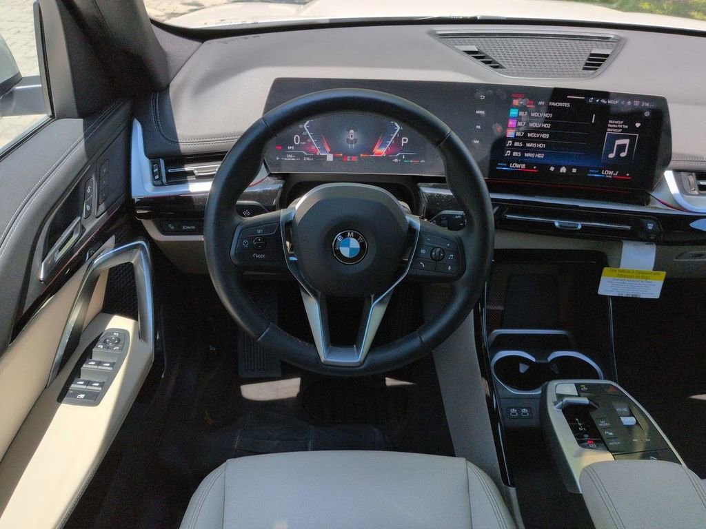 New 2025 BMW X1 xDrive28i w/ Convenience Package AWD/4WD image 16