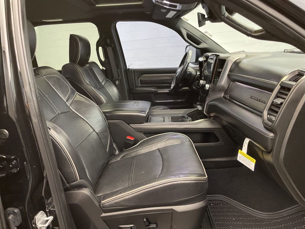 Used 2020 RAM 3500 Limited image 29