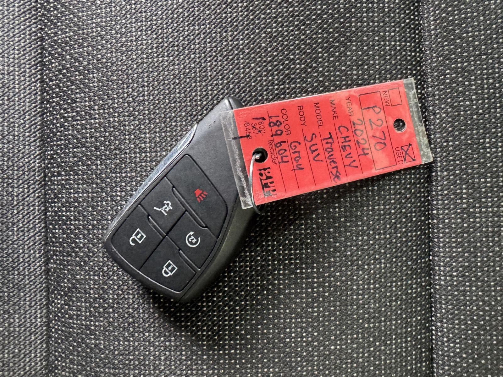 Used 2024 Chevrolet Traverse LT AWD/4WD image 35