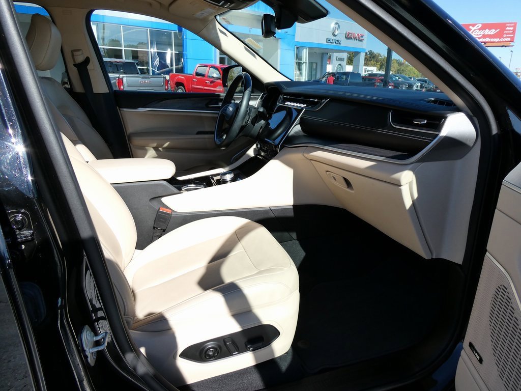 Used 2021 Jeep Grand Cherokee L Limited image 15