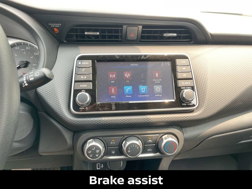 Certified 2025 Nissan Kicks Play S FWD image 33