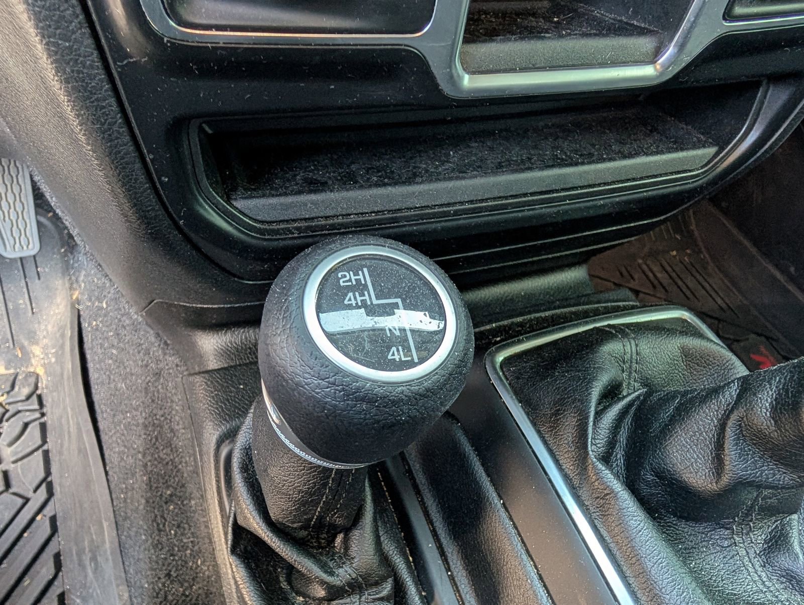 Used 2022 Jeep Gladiator Sport image 9